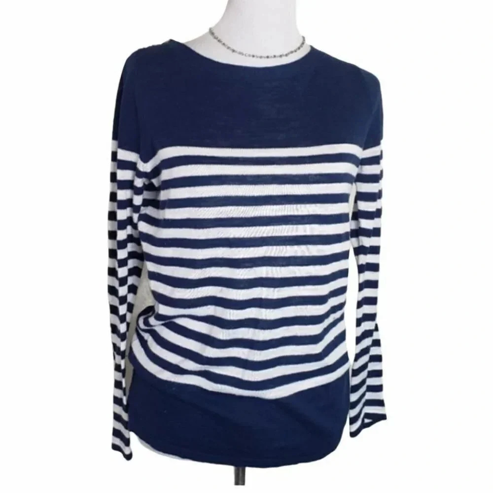 Banana Republic S blue/white striped‎ crew sweater
